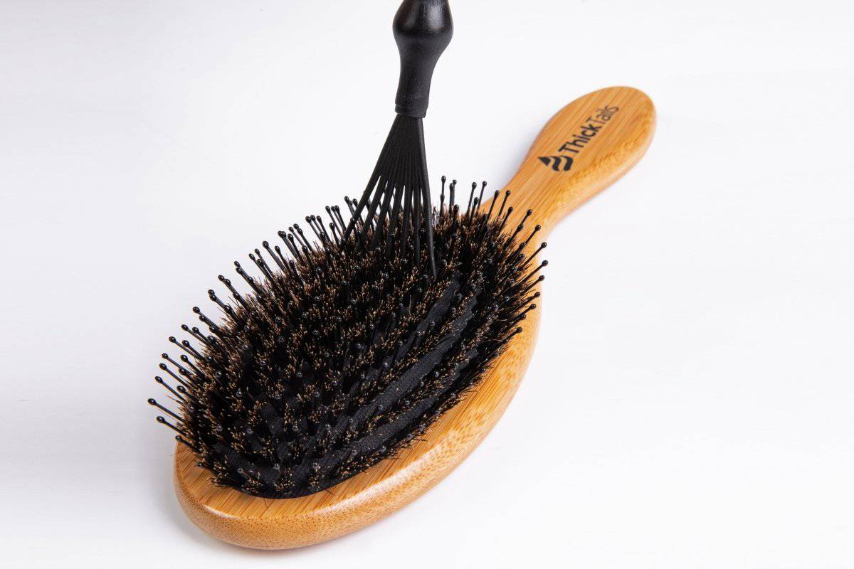 https://thicktails.com/cdn/shop/products/thicktails-boar-bristle-hair-brush-oval-with-nylon-pins-premium-gift-set-hair-growth-treatment-for-women-461121_1ccd5609-abf8-4f14-b10e-9b544db964ad.jpg?v=1612016603