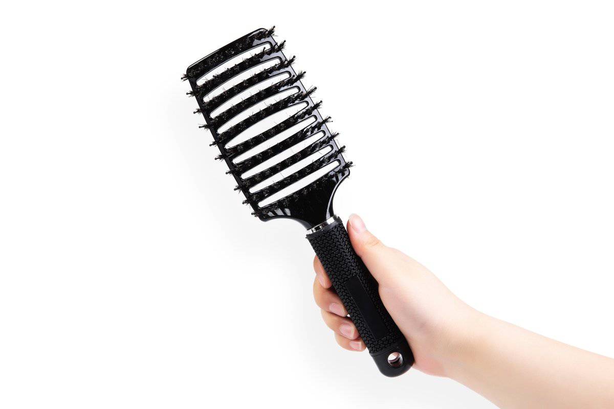 https://thicktails.com/cdn/shop/products/thicktails-professional-vented-boar-bristle-hair-brush-hair-growth-treatment-for-women-774116_d4b3079e-5f02-430d-a15a-715221ed1468.jpg?v=1611507406